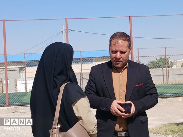 بازدید کارشناسان استانی از روند اجرایی پروژه مهر شهرستان درگزین 