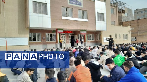 جشن میلاد امام علی (ع) و روز پدر در مدرسه ابوریحان بیرونی 