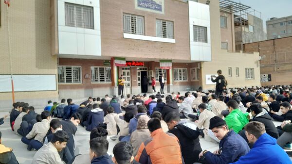 جشن میلاد امام علی (ع) و روز پدر در مدرسه ابوریحان بیرونی 