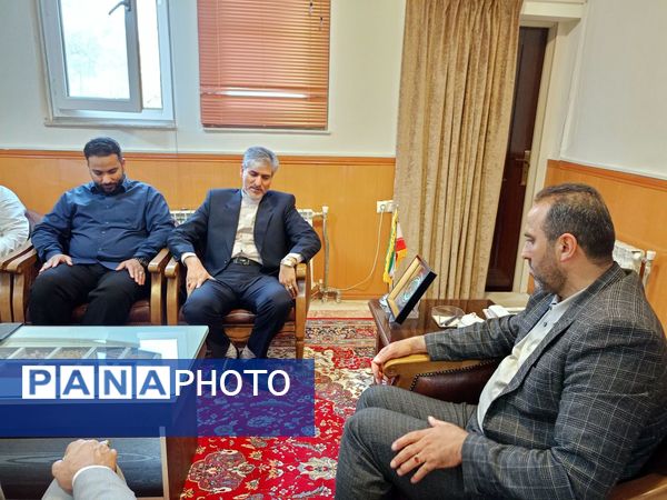 نشست مشاور وزیر آموزش و پرورش با فرماندار کاشمر