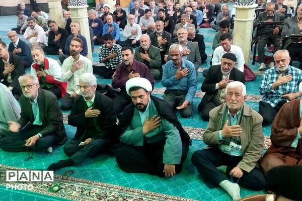 میعادگاه اقتدار و ایمان؛ طنین یاد شهدای والامقام در مصلی فیروزکوه