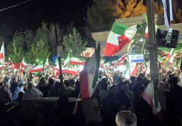 اجتماع ضد آمریکایی مردم وطن دوست کاشمر در خیابان خرمشهر 