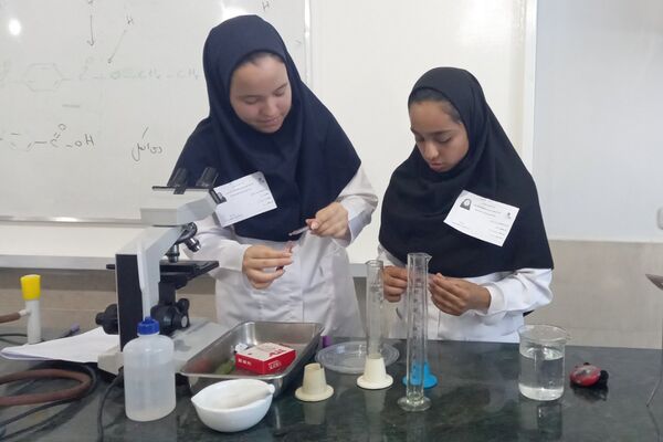 برگزاری مرحله استانی مسابقات علوم آزمایشگاهی ویژه دانش‌آموزان شهرستان‌های تهران