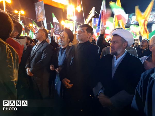 تجمع بزرگ مردم غیور مرودشتی در خیابان‌ها