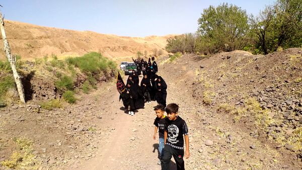 سربالا راهی نو برای جاماندگان اربعین، سفری پیاده به مزار کلاته بایزید