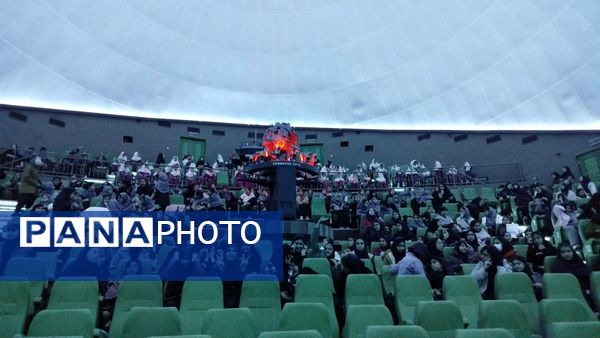 بازدید دانش‌آموزان دبیرستان پیرایش از افلاک‌نما نیشابور 