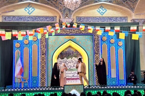 اردوی دانش آموزی «ضیافتی در حرم»