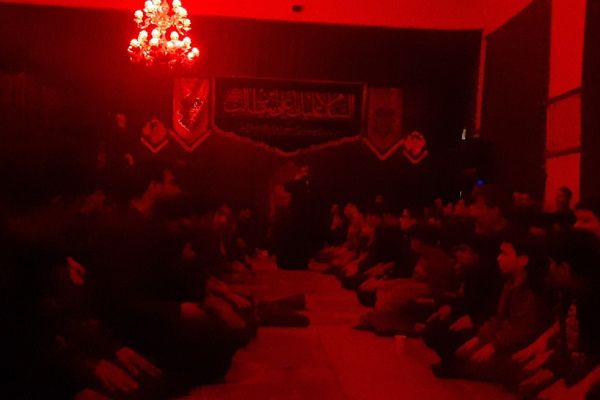 حضور چشمگیر جوانان در لیالی قدر نیشابور