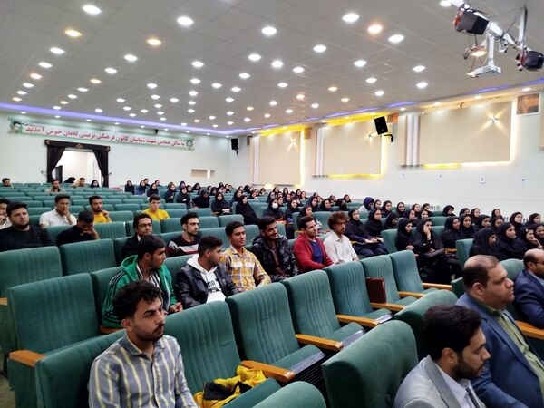 جلسه توجیهی طرح کارورزی دانشجویان دانشگاه‌های پیام نور و آزادی اسلامی شهرستان کاشمر 