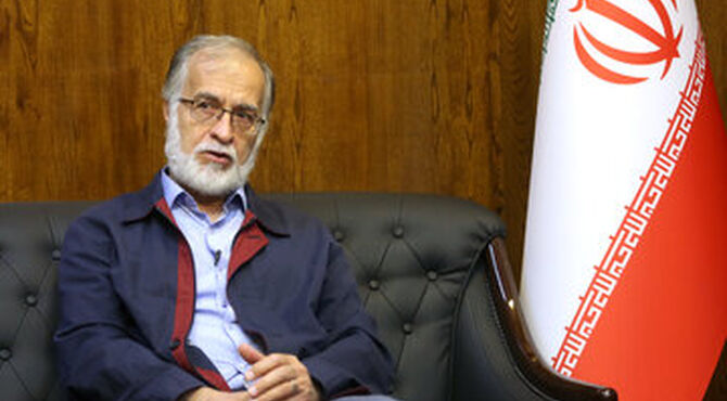 «دیپلماسی و دفاع»‌ مکمل یکدیگر ‌هستند‌/ جنگ 40 روزه ‌روح ‌اتحاد را در جامعه ایرانی زنده کرد