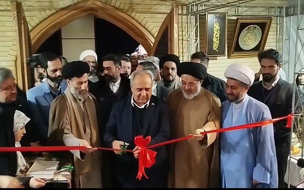 حس و حال اولین روز نمایشگاه قرآن و عترت در تبریز