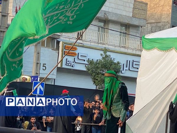 روضه مصور روز عاشورا همراه با مراسم خیمه‌سوزان در مشهد 