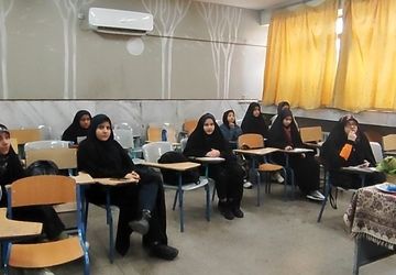 مسابقات قرآن ،عترت و نماز در هنرستان پسرانه انقلاب اسلامی در آموزش و پرورش ناحیه 5 

