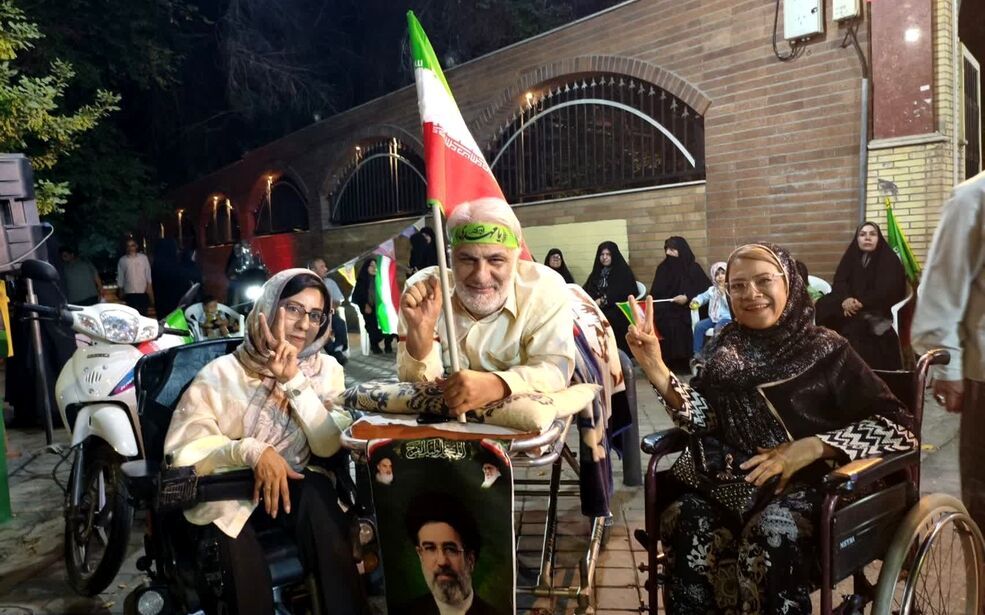 همراهی جانبازان در حمایت از ملت و رهبری