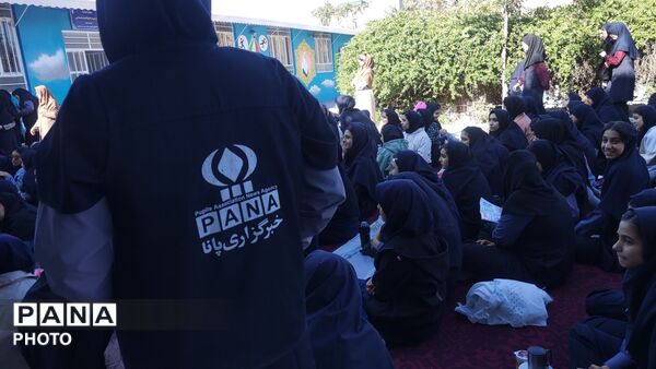 تجلی سلامت و فرهنگ در دبیرستان امام حسین(ع) 