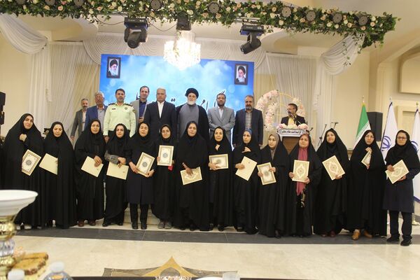 برگزاری مراسم گرامیداشت مقام معلم در بهارستان‌دو