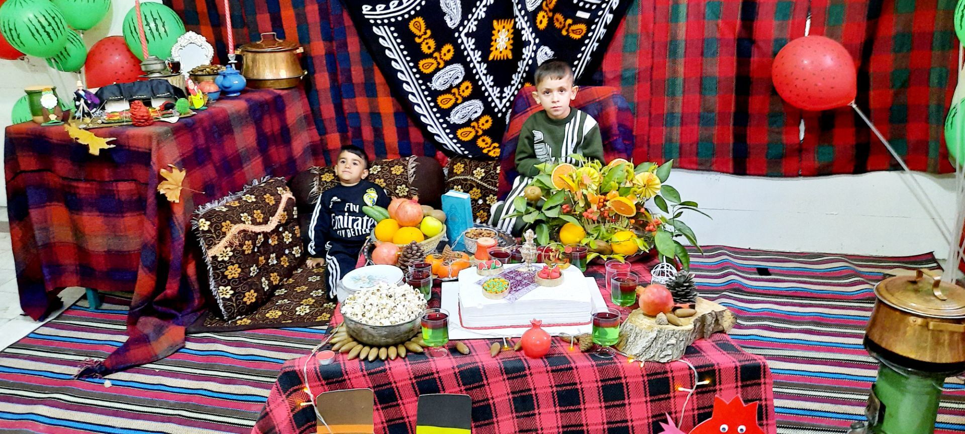 از دل کلاس تا گرمای کرسی؛ یلدای لُری در نام‌آوران