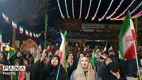 صدای قدم های باران، هنگامه ای متفاوت در مسجد جامع 