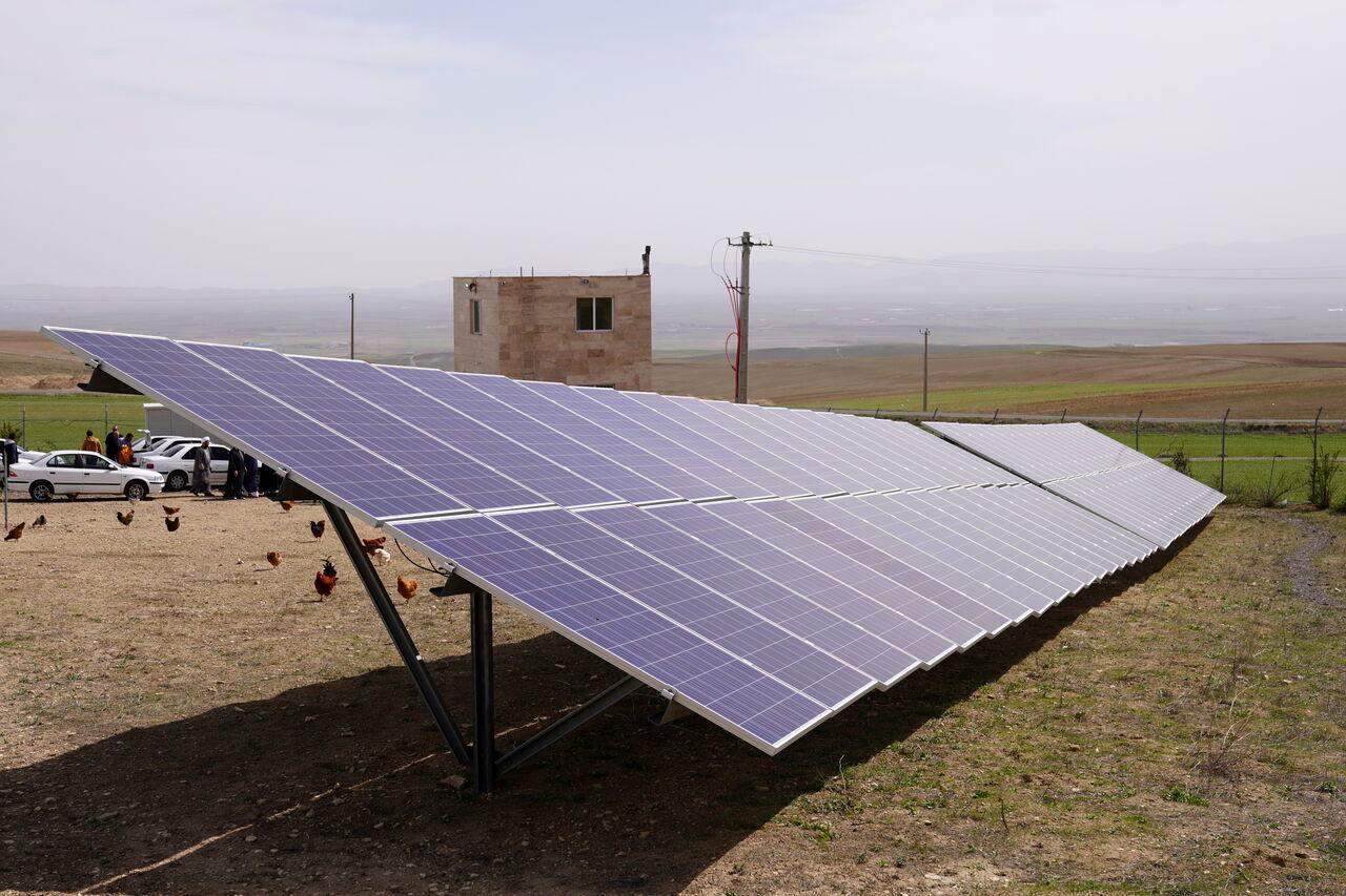 ۱۵ نیروگاه خورشیدی با ظرفیت ۱۰۰ مگاوات آماده بهره برداری است