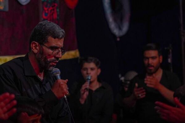 مراسم عزاداری شب دوم محرم 1404 در حسینیه سیدالشهدا 