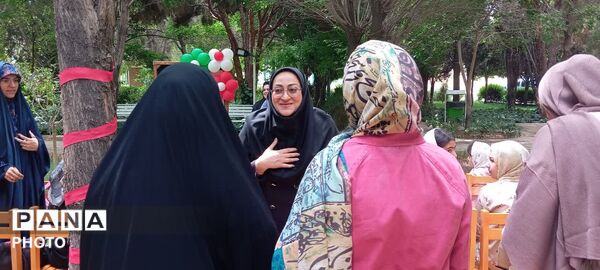 دختران یزدی، مهمانان ویژه جشن کانون پرورش فکری کودکان و نوجوانان