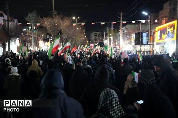 بیعت مردم ولایتمدار شهرستان فردیس با سیدمجتبی خامنه‌ای 