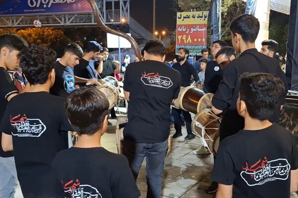 مراسم عزاداری امام حسن مجتبی (ع)و رحلت پیامبر(ص) با حضور نوجوانان شیرازی