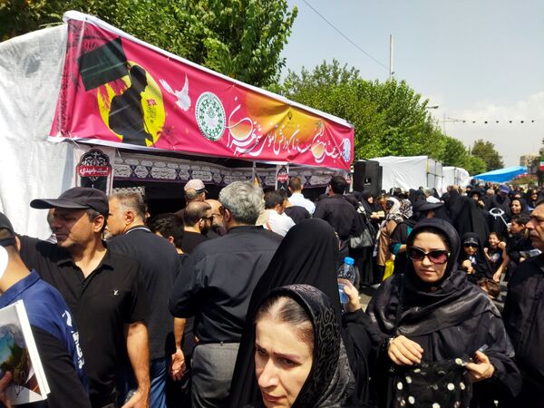 عشق به امام حسین (ع) زمان و مکان نمی‌شناسد