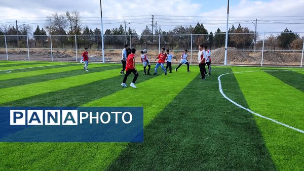 دومین روز از اردوی تمشک در شهرستان خمین 