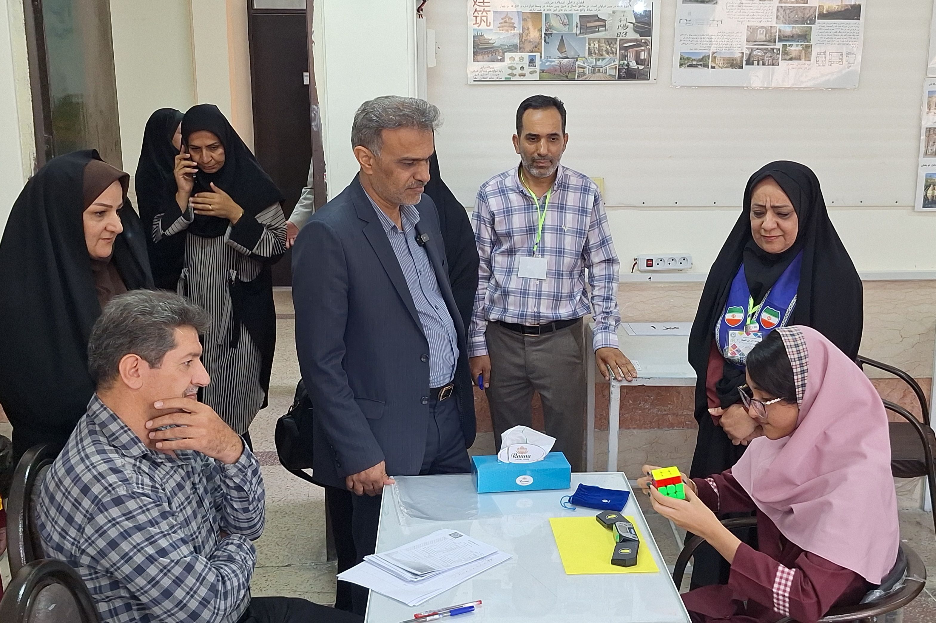 مسابقات بازی‌های فکری رویش دختران مرحله استانی در شیراز