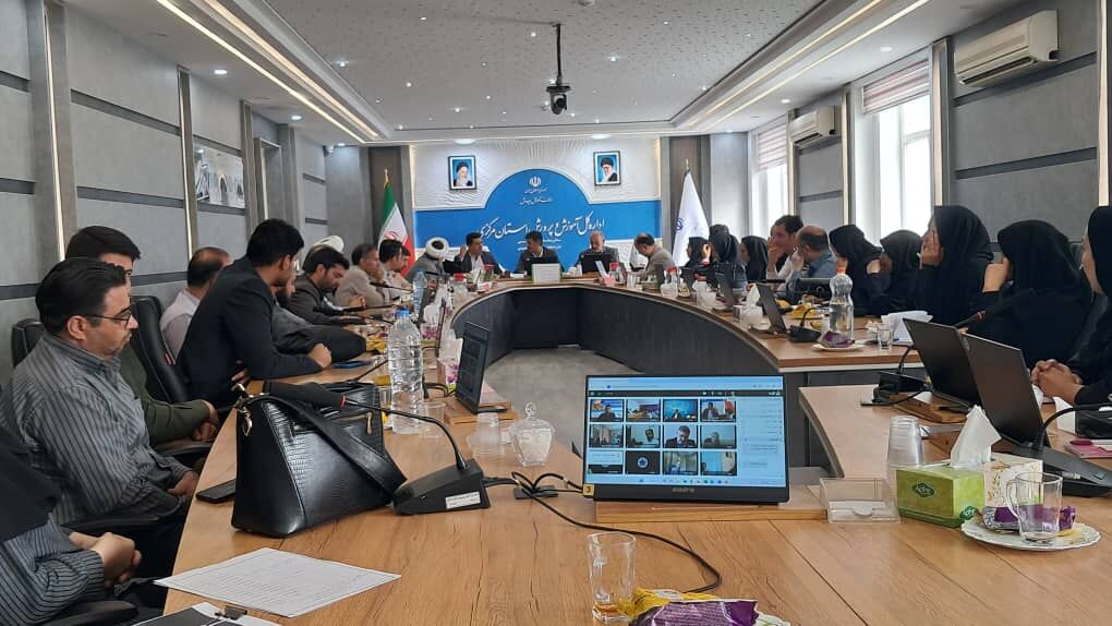 برگزاری وبینار استانی برنامه نماد 