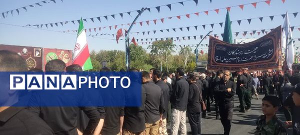 کاروان عشق و وفا از میدان بزرگمهر تا گلستان شهدا