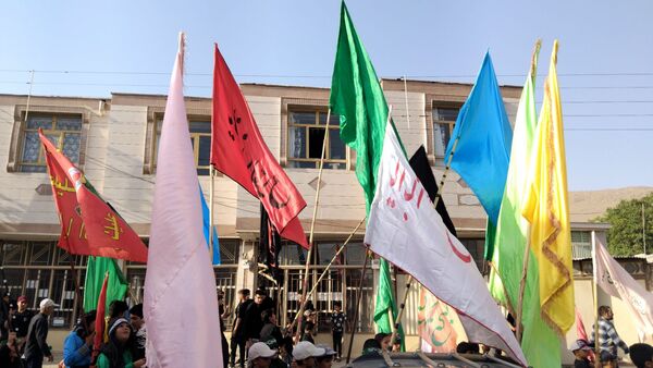 علم‌ گردانی آیین‌ هر ساله‌ شهر وردنجان
