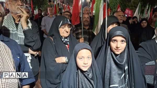 خیابان‌های شهرستان ملارد در تسخیر جمعیت