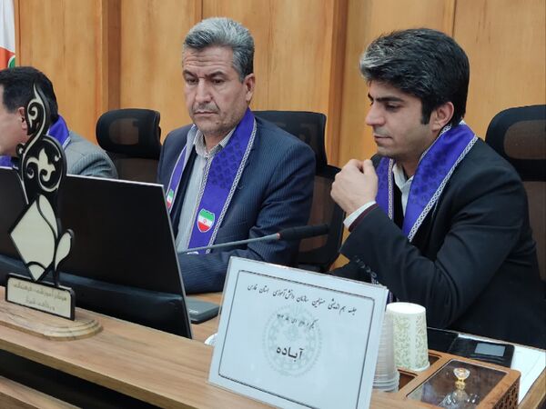 نشست هم‌اندیشی مسئولان سازمان دانش‌آموزی استان فارس روز اول