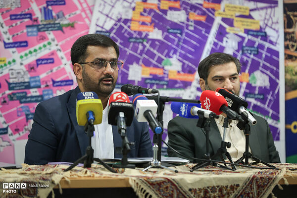 آیین رونمایی  و معرفی از نقشه های گردشگری مترو