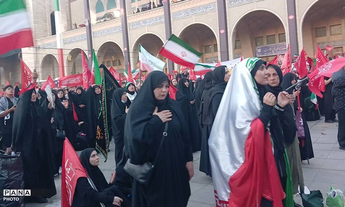 ثبت آخرین نگاه‌ها در میان هیاهوی اشک و دعا 