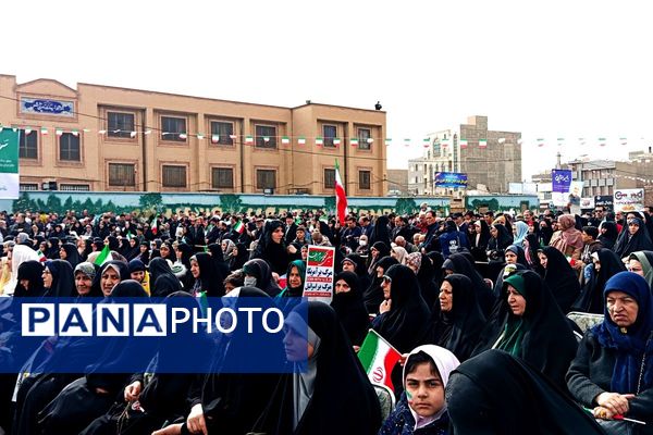 22بهمن در اسلامشهر؛ حماسه‌ای از جنس حضور