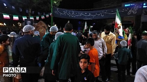 هشتاد و پنجمین شب از فعالیت چایخانه فاطمه الزهرا در قاب پانا 