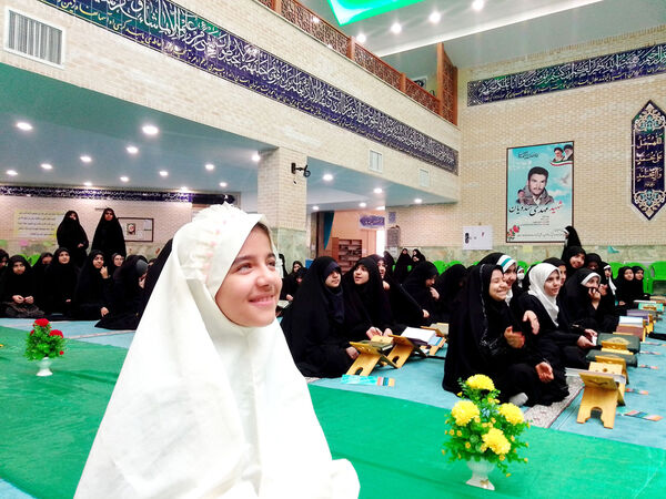 گرامیداشت یاد و خاطره شهدای دانش‌آموز غزه در محفل قرآنی ناحیه 4 قم