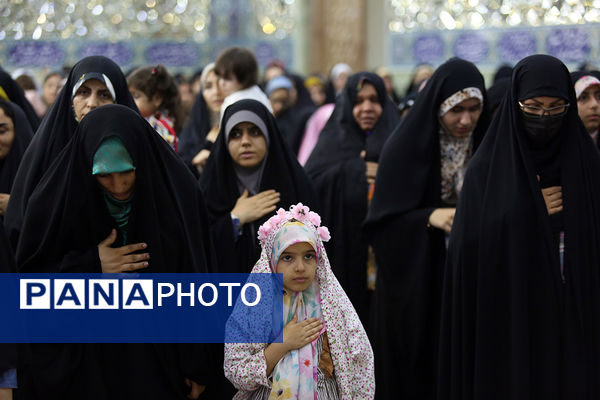 جشن ویژه دختران پلیس در حرم حضرت معصومه(س)