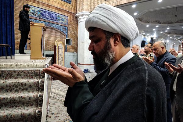 حضور خدام حرم حضرت معصومه (س) در باقرشهر 