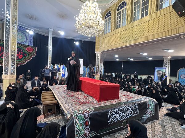 وداع با پیکر شهید گمنام 