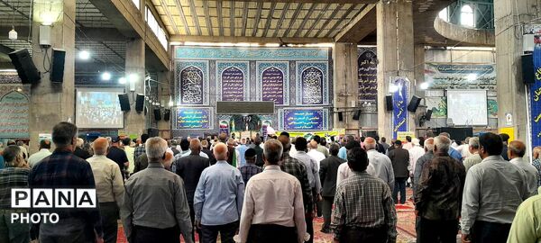 نماز جمعه با حضور مردم در مسجد جامع شهرستان نیشابور 