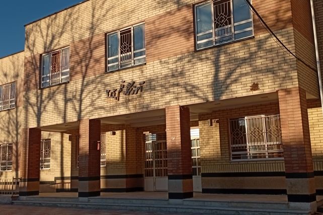 ضیافت ماه رمضان در دبیرستان قلم‌چی۲ بن