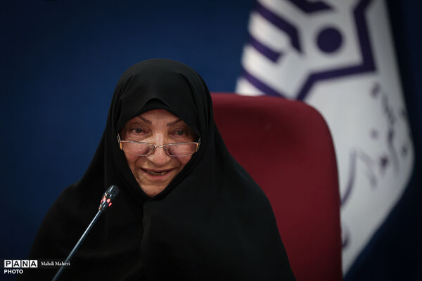 آیین تجلیل از خبرنگاران با حضور رئیس سازمان نوسازی، توسعه و تجهیز مدارس کشور