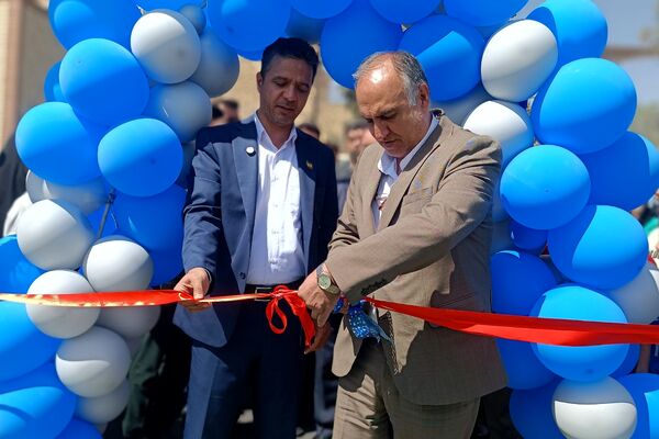 آیین افتتاحیه زمین چمن ورزشی در قالب طرح «شهید سردار سلیمانی» در شهرستان قدس
