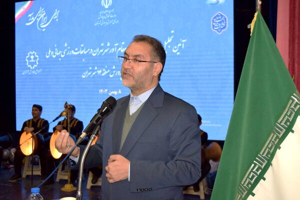  ضیافتی از افتخار و تجلیل برای قهرمانان دانش‌آموز