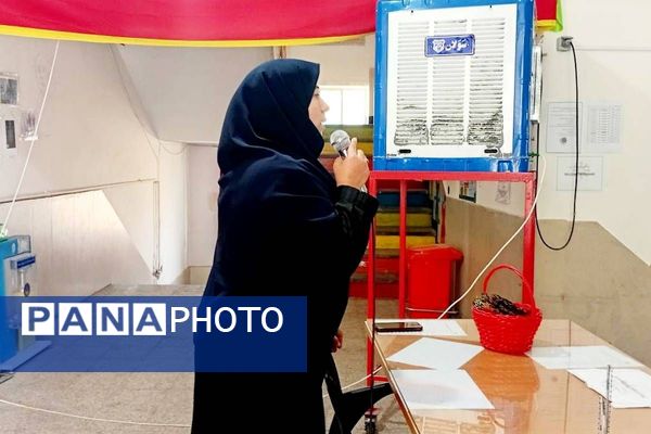 جلسه معارفه و ورود دانش آموزان پایه هفتم به دبیرستان فرزانگان شهر قدس 