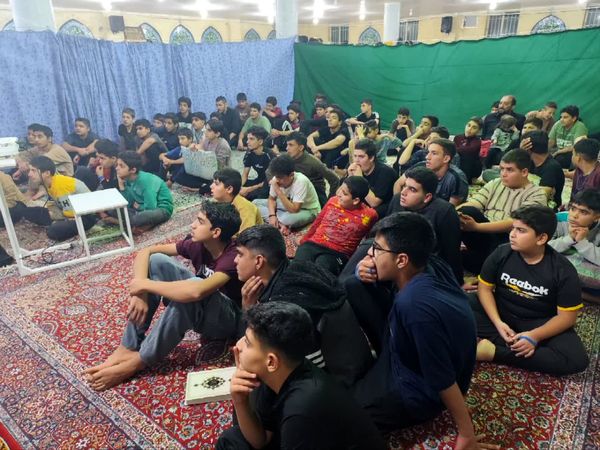 مراسم معنوی اعتکاف دانش‌آموزی در حسن‌آباد جرقویه علیا 